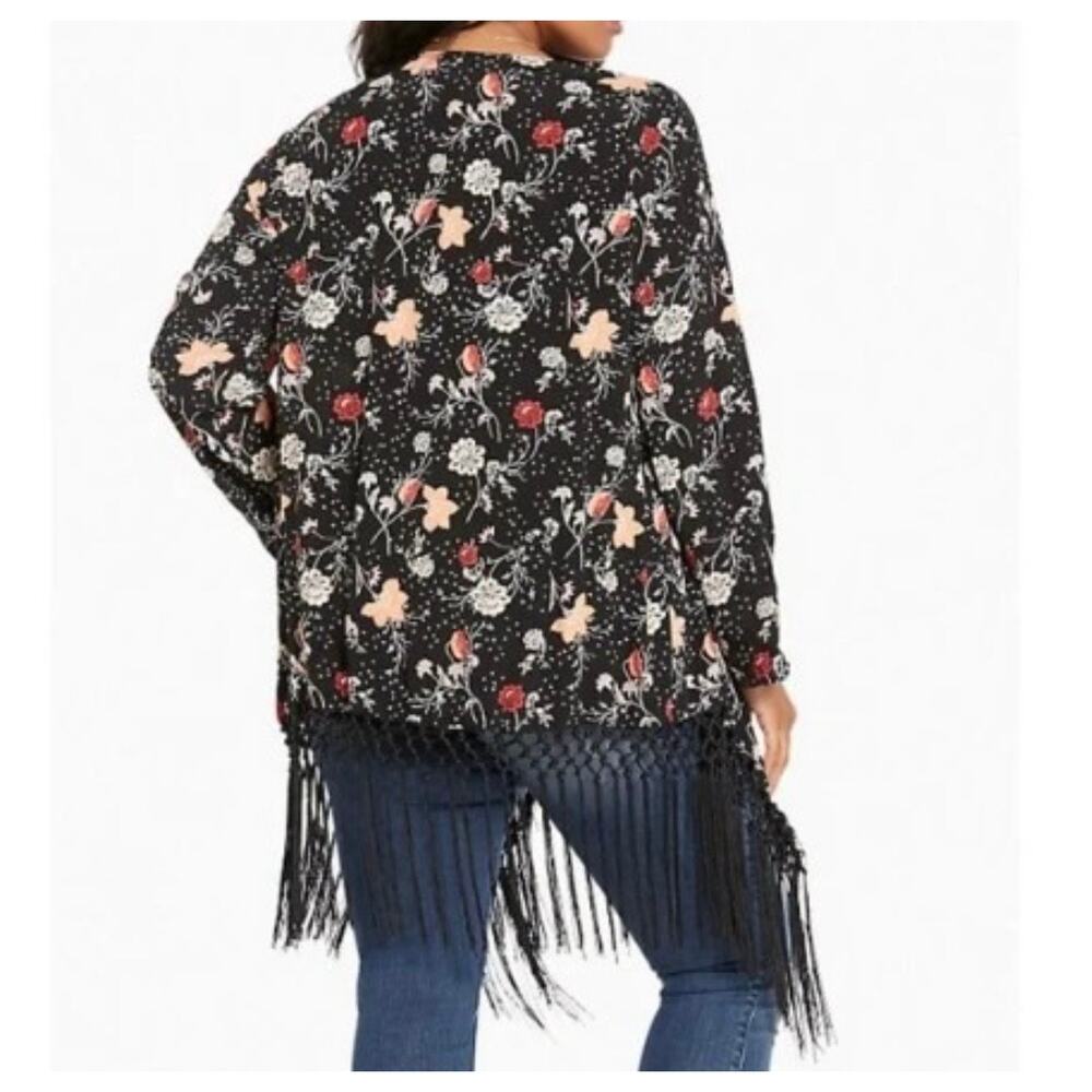 Torrid Floral Crepe Open Kimono Piano Fringe Roll Tab Sleeves Top Black Sz L - Picture 6 of 14